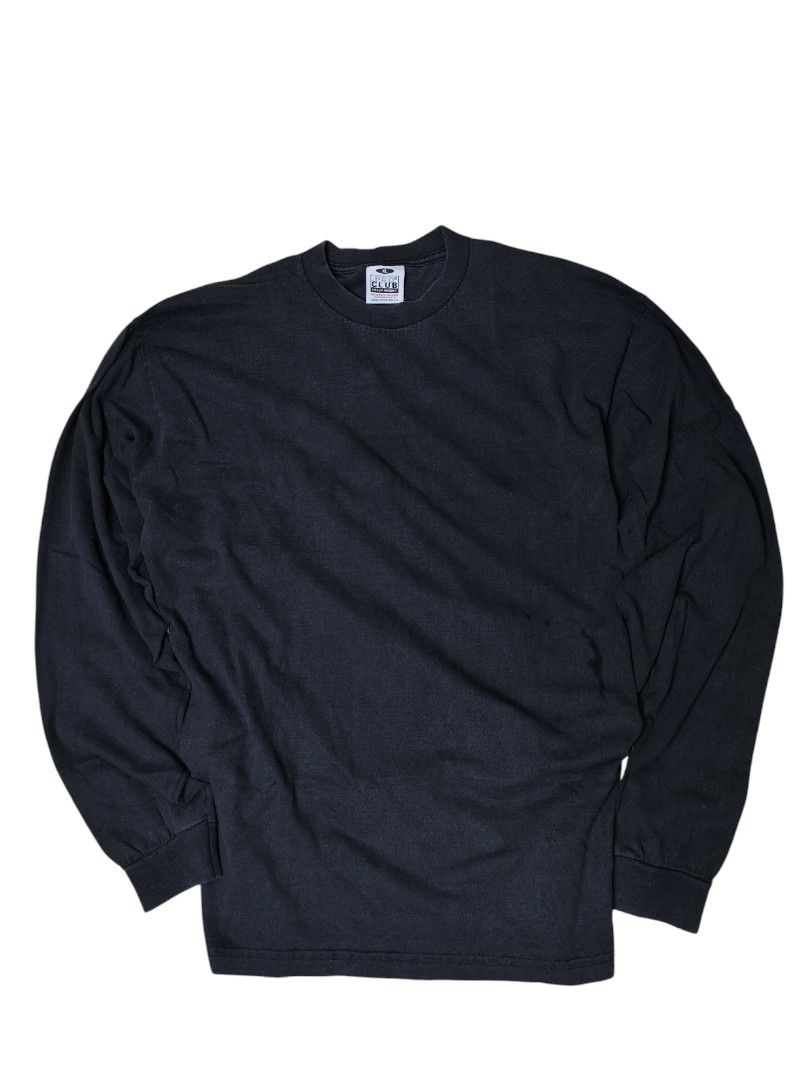 Pro club crew neck (Category: Coats, Jackets and Outerwear) located in Malabon City. Submitted by CapHero (Listing ID 1332596114, Image 1). Description: 23.5 width 29.5 length.