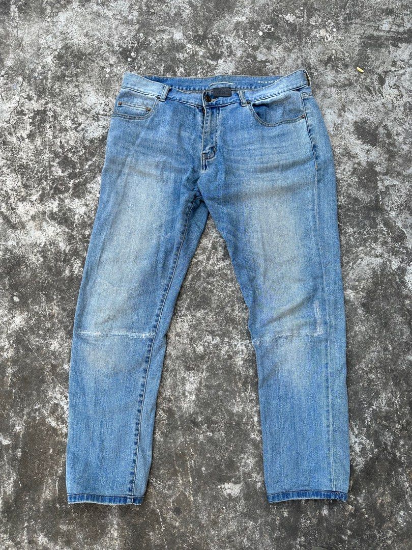 Saint laurent paris Jeans (Category: Jeans) located in Caloocan City. Submitted by mico.cortez (Listing ID 1332464334, Image 1). Description: Saint laurent paris jeans Soft jeans Knees repaired Length altered back to original hem Straight fit Dimes: 34x 30 .