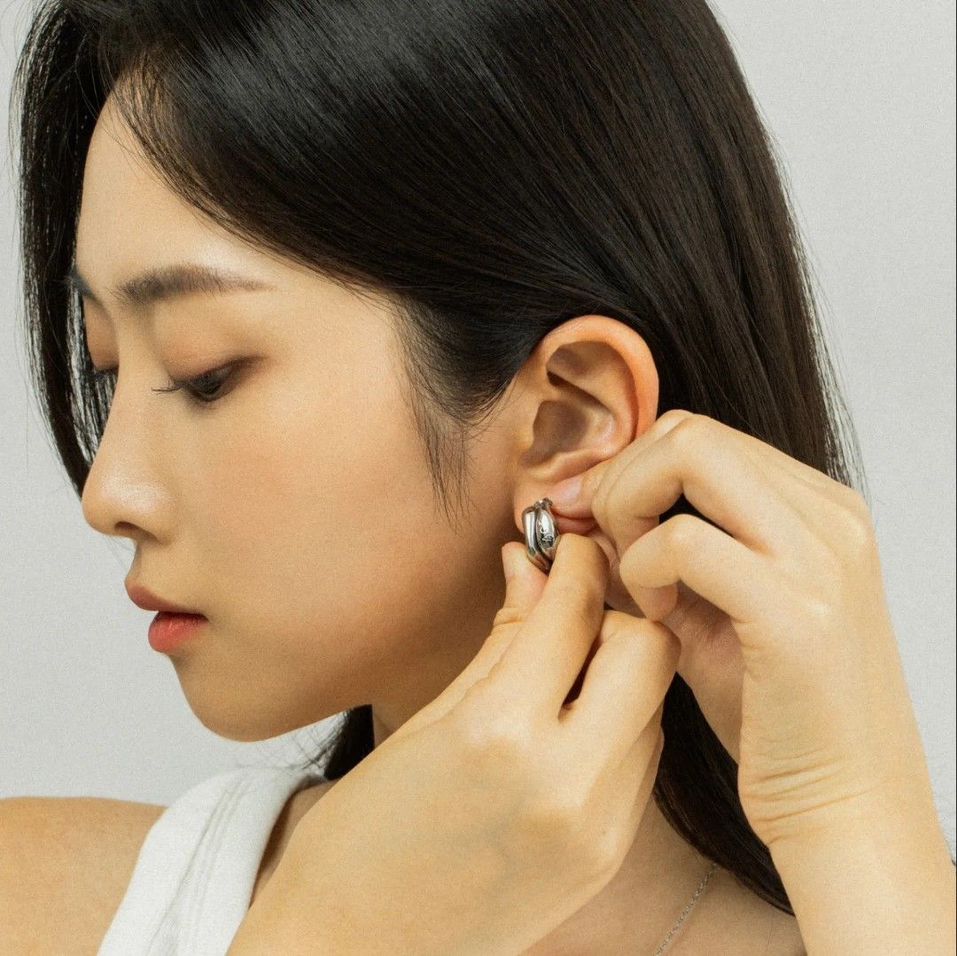 SECURED] Jimin Exhibition Truth Untold Earrings, Hobbies