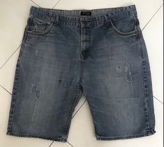 (Category: ) located in . Submitted by letsjom (Listing ID 1332477279, Image 1). Description: .
