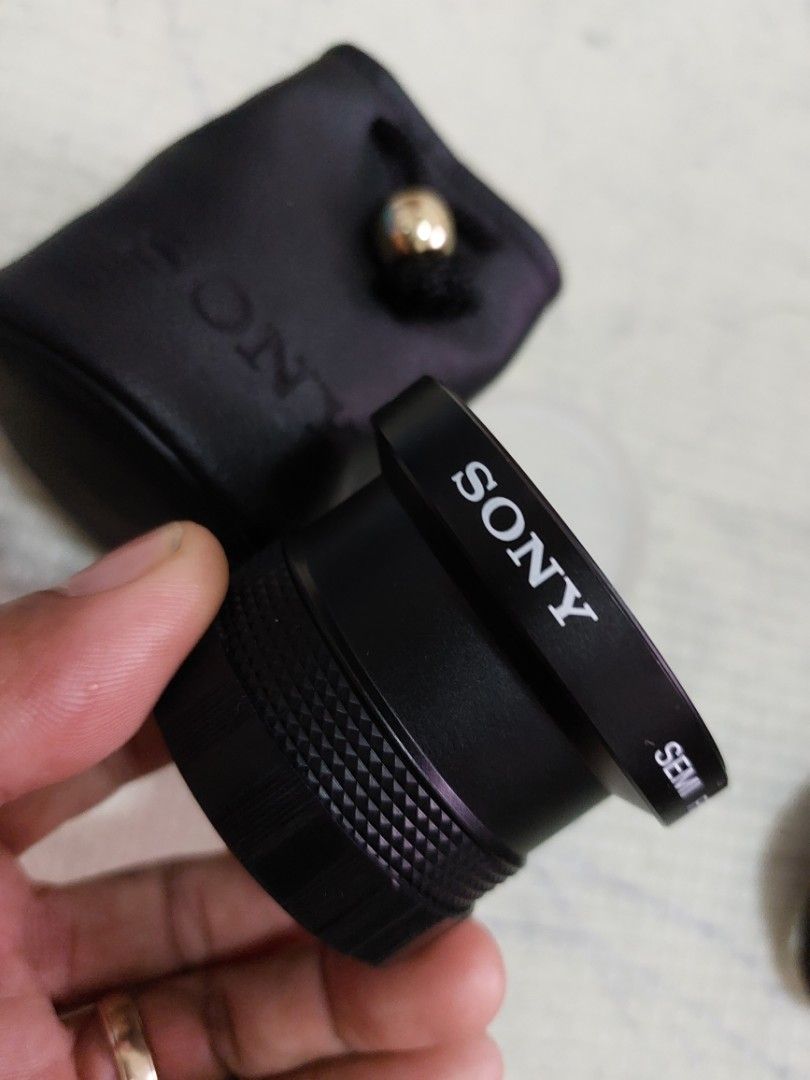 Sony semi fish eye lens (Category: Cameras) located in Baliuag. Submitted by papa.gardz (Listing ID 1332619969, Image 1). Description: sony semi fish eye lens.