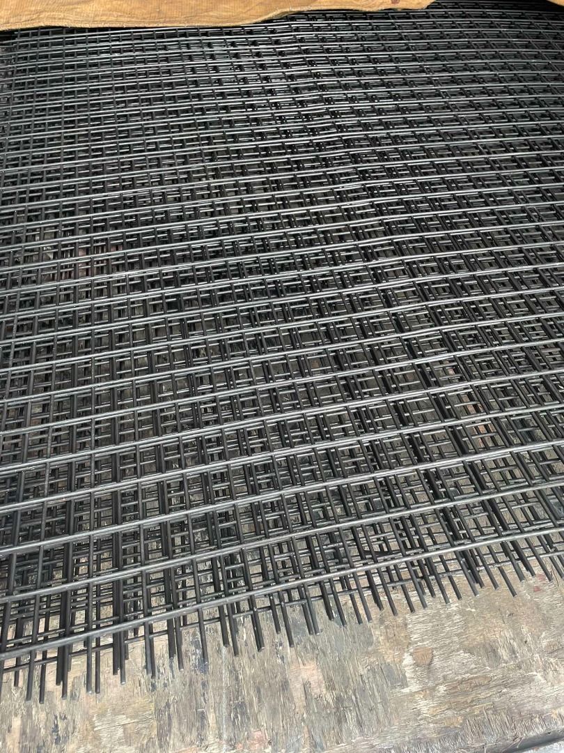 STEEL MATTING, Commercial & Industrial, Industrial Equipment on Carousell