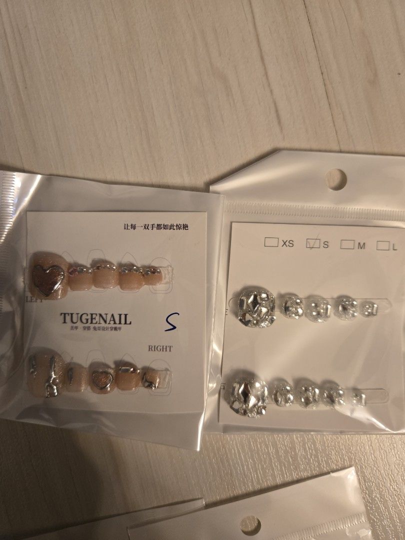 Toe nails (Category: Foot Care) located in Singapore. Submitted by pradapolo1 (Listing ID 1332533270, Image 1). Description: Clearance sale- Toe nails and Children nails 1. S size 2. M size 3. Children nail L size Buyer pays tracked postage $2.00.