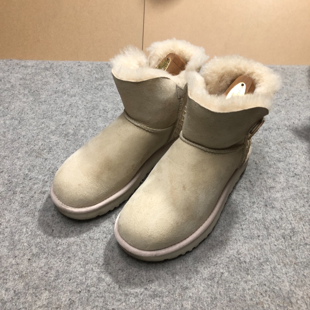 Ugg bailey button beige cheap
