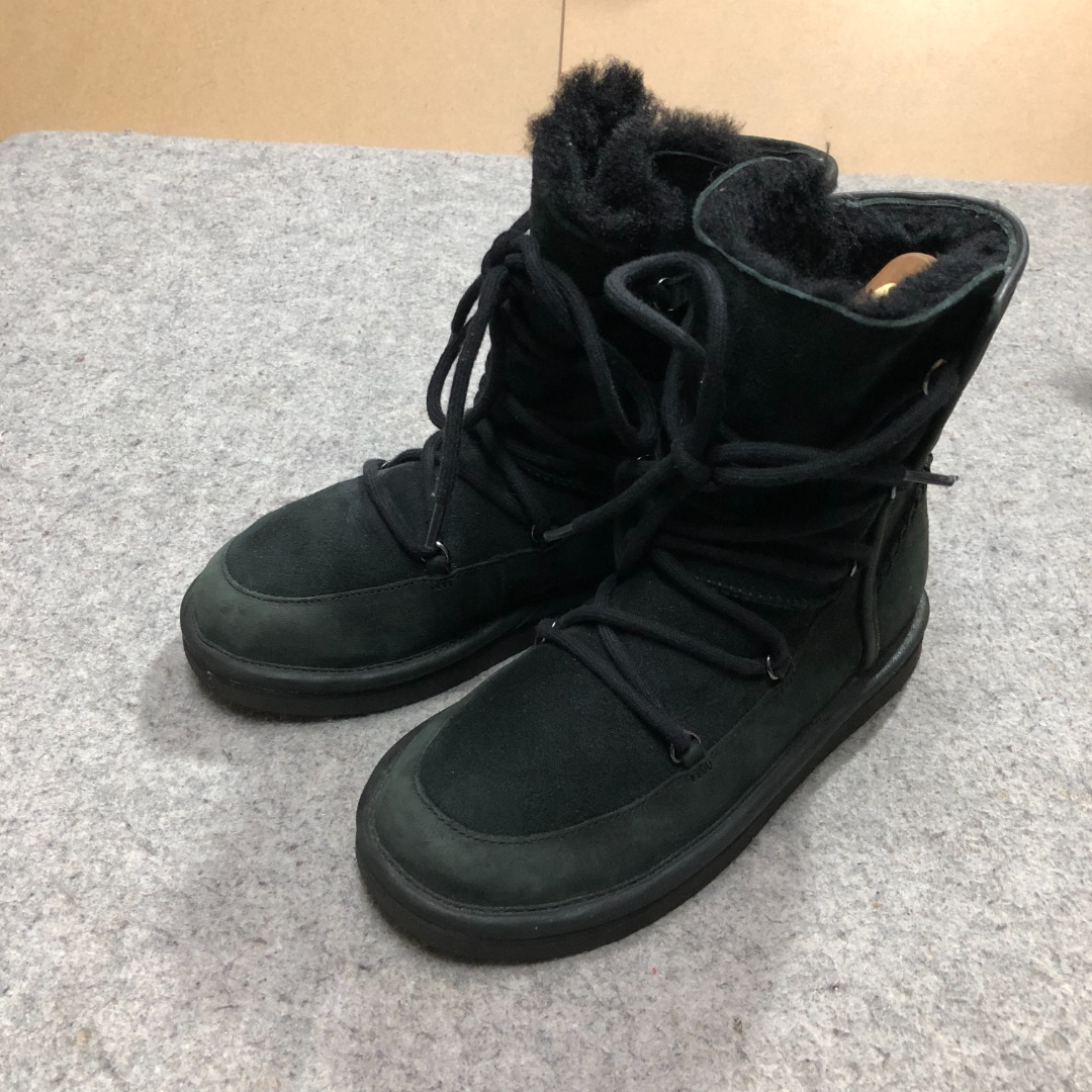 UGG Lodge Classic Boots Women Black Size US 5 22cm Women s Fashion Footwear Boots on Carousell