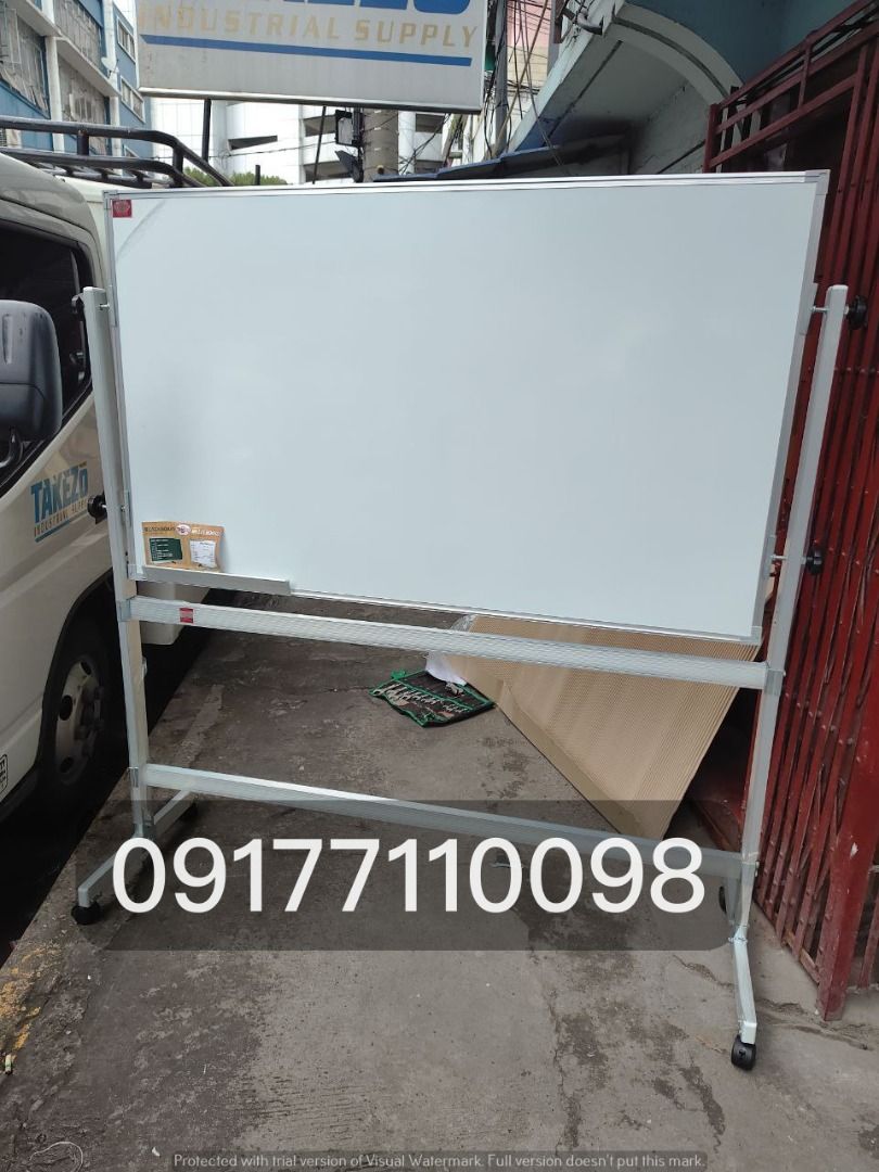 Whiteboard w/stand (Category: Construction Tools & Equipment) located in Manila. Submitted by joeyroque09 (Listing ID 1332505427, Image 3). Description: .