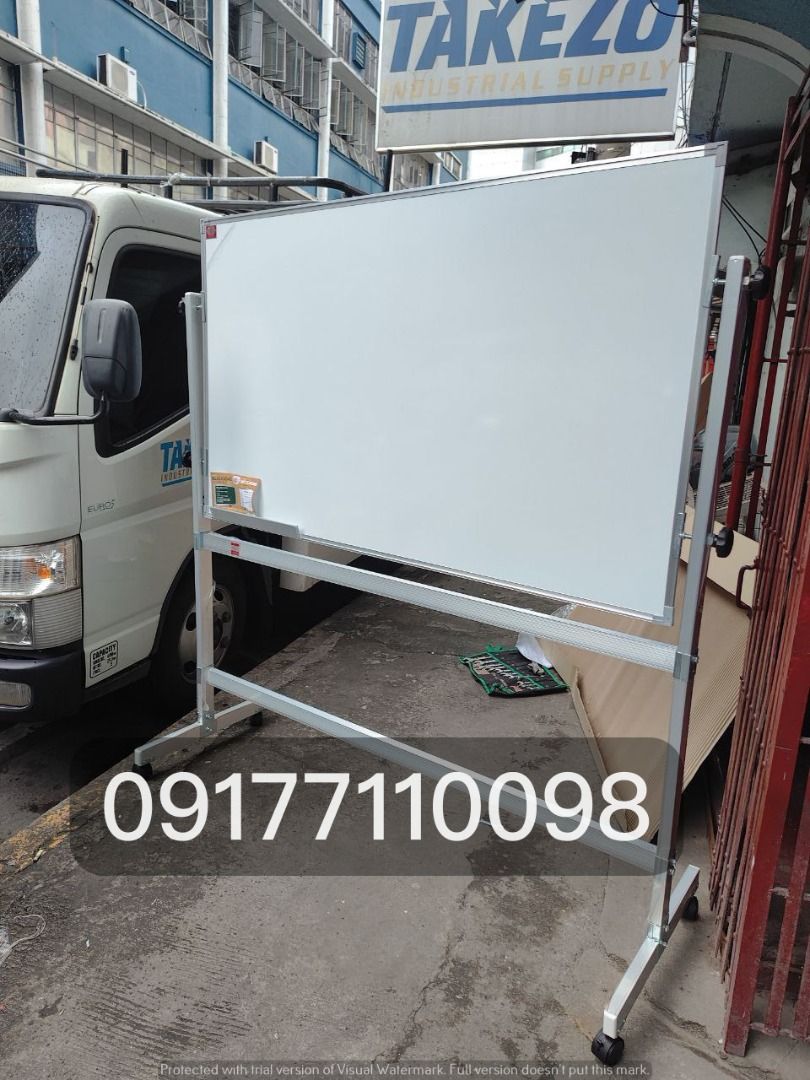 Whiteboard w/stand (Category: Construction Tools & Equipment) located in Manila. Submitted by joeyroque09 (Listing ID 1332505427, Image 2). Description: .