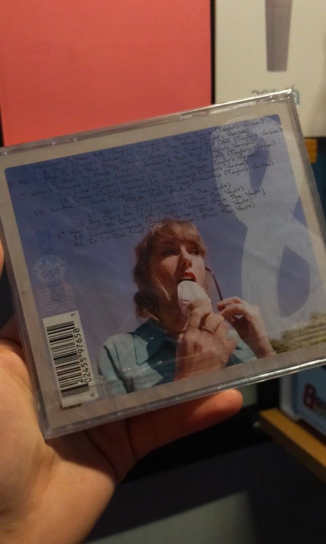 1989 Taylor's Version Taylor Swift CD Album (Category: CDs & DVDs) located in Manila. Submitted by gaaaabuu (Listing ID 1332642077, Image 2). Description: Aquamarine Edition Sealed! Flaws: has cracks on front cover.