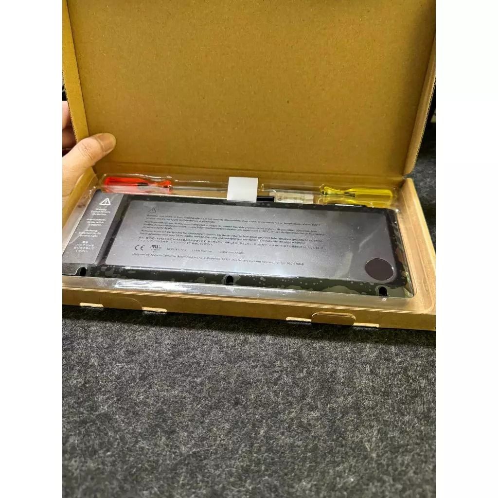 A1321 Battery for Macbook Pro 15" A1286 Mid 2009 Mid 2010 (Category: Chargers) located in Manila. Submitted by sdfsolutions (Listing ID 1332760607, Image 1). Description: A1321 Battery for Macbook Pro 15" A1286 Mid 2009 Mid 2010 Cell Type: Lithium-polymer Voltage: 10.95V Color: Black Compatible Part Number: A1321 Compatible Laptop Model: Macbook Pro 15" A1286 Mid 2009 2010.