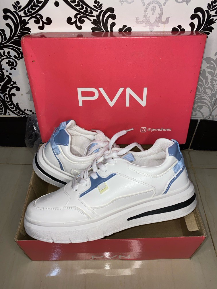 Vpn sepatu sneakers top