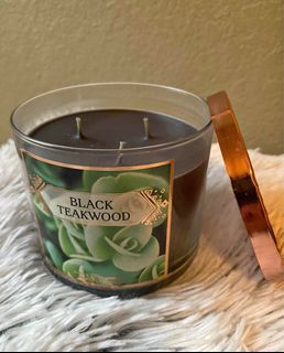 Bath and body works candle - Black Teakwood