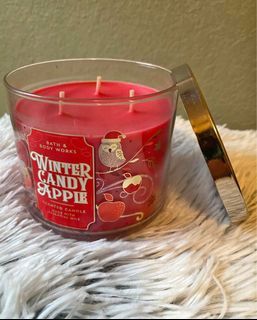 Bath and body works candle - Winter Candy Apple