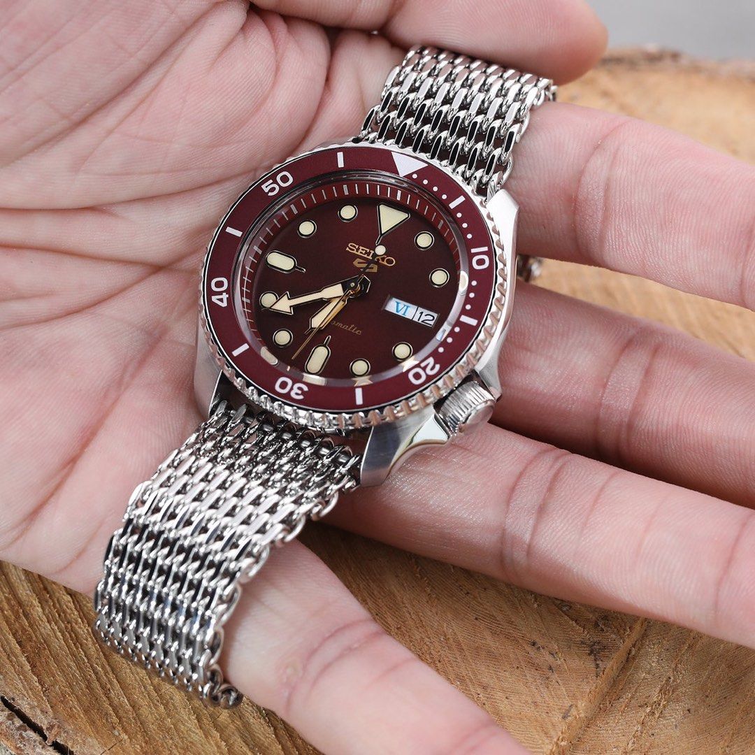 BELOW RTP SEIKO SRPD69K1 RED WINE DIAL Men s Fashion Watches Accessories Watches on Carousell
