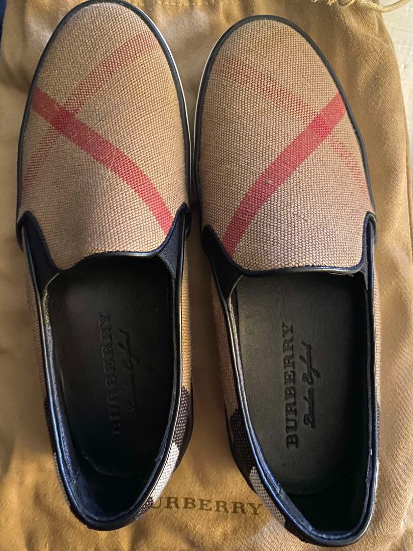 Burberry multicolor canvas leather gauden Women s Fashion Footwear Slippers and slides on Carousell