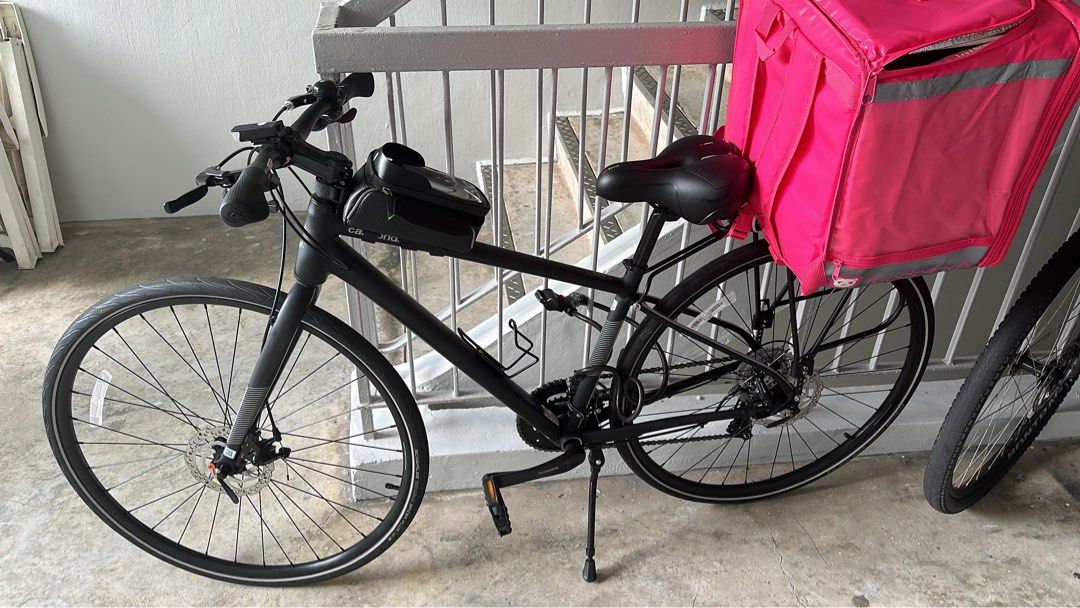 Cannondale Carbon Bicycle Hybrid, Sports Equipment, Bicycles