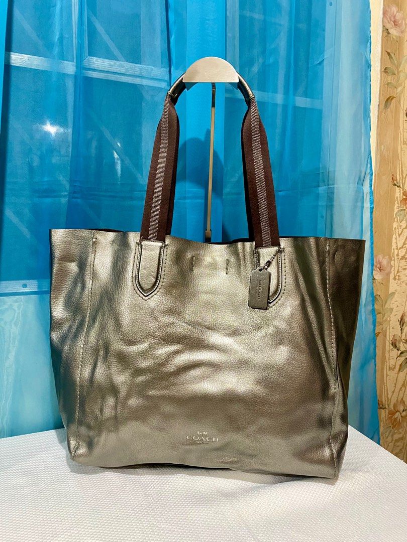 Large derby tote coach discount