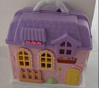 (Category: ) located in . Submitted by vcdqueen (Listing ID 1332719148, Image 1). Description: .
