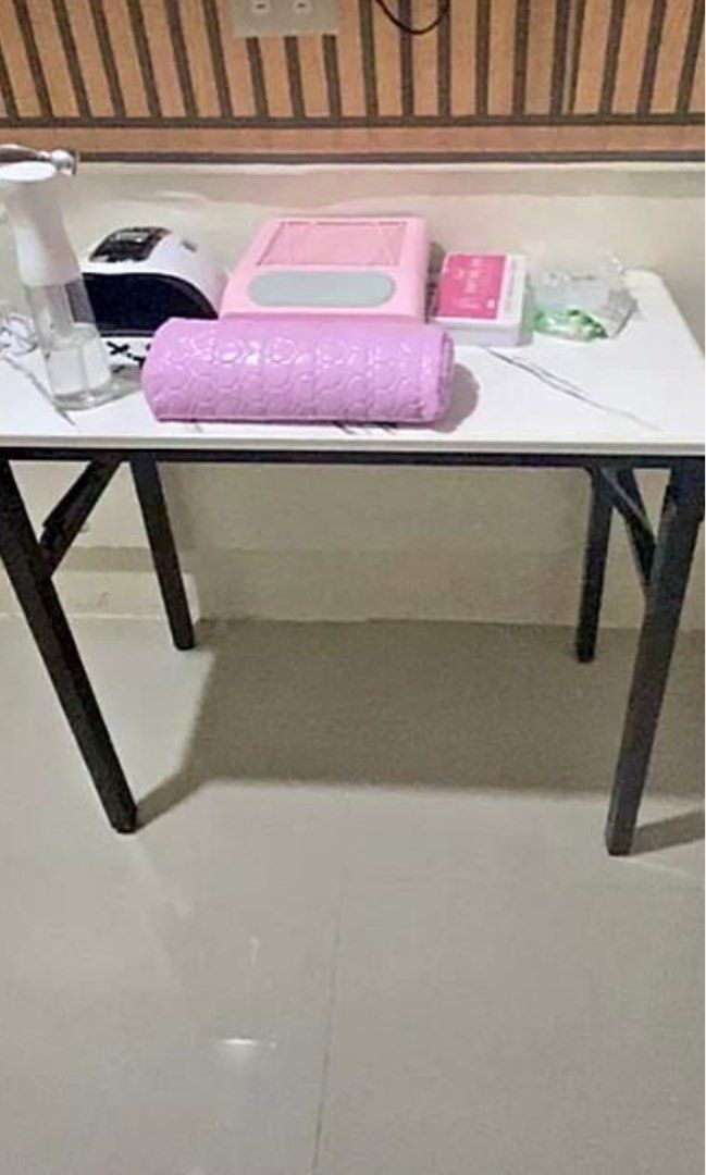 foldable computer table (Category: Tables & Sets) located in Manila. Submitted by kellychz (Listing ID 1332738100, Image 2). Description: ON HAND COMPUTER TABLE SALE ‼️‼️ ✅ 80 X 40 ✅ 100 x 60 ✅ 100 x 50 ✅ 120 x 40 ✅ 120 x 60 ON HAND PICKUP/ DELIVERY .