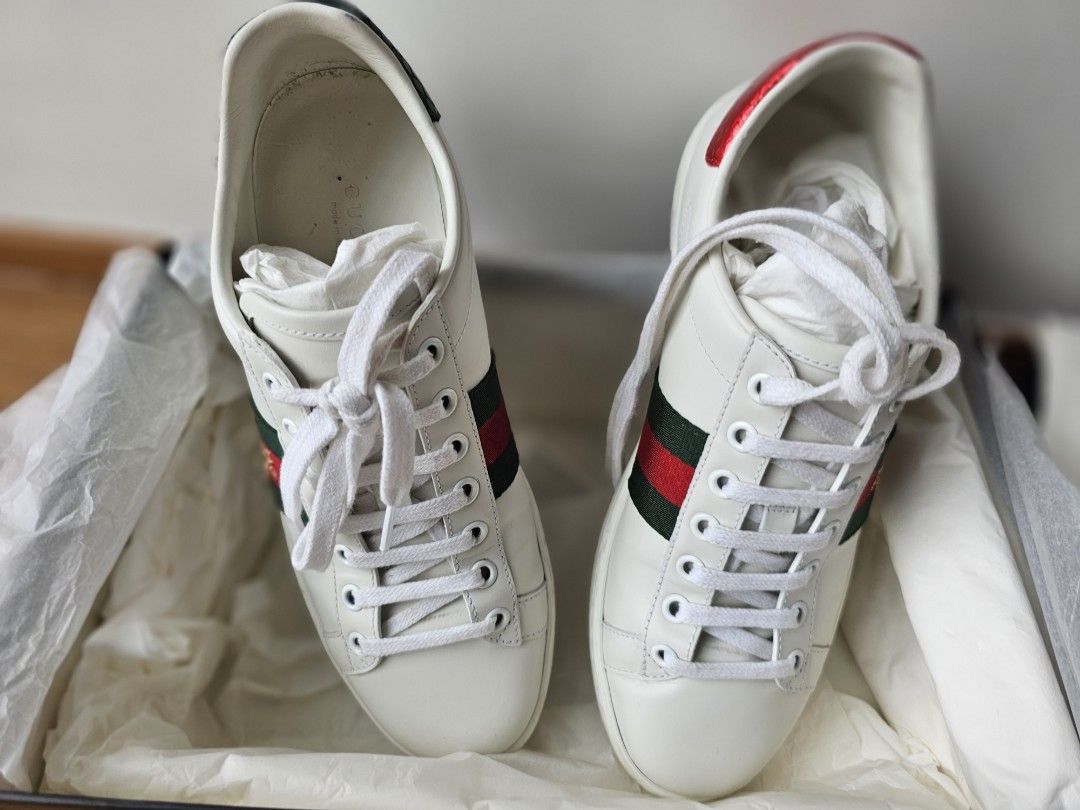 Gucci Ace Bee Sneakers in white leather