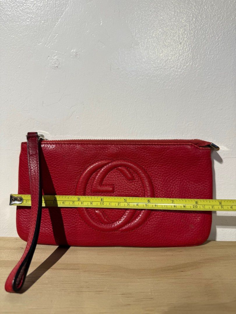 Gucci Pebbled Calfskin Soho Wristlet (Category: Luxury Bags & Wallets) located in Pasig City. Submitted by armoire_deluxe (Listing ID 1332695621, Image 2). Description: Pre💕 item. In good condition..