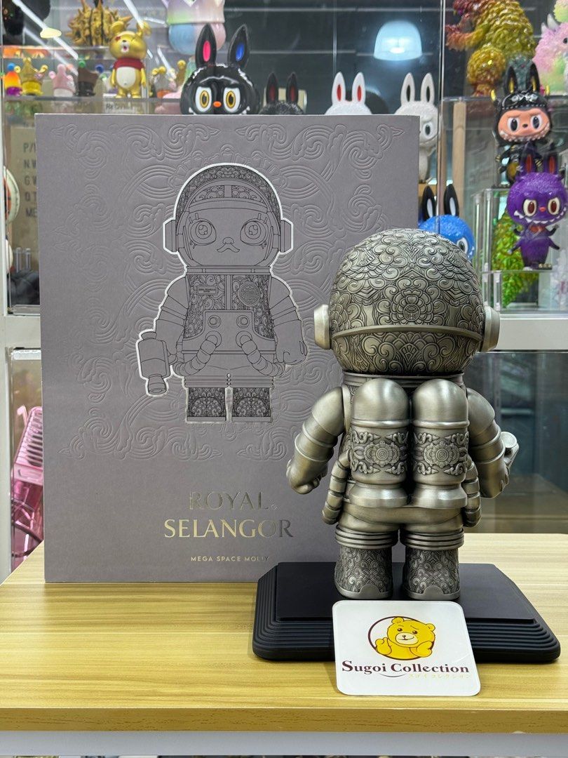 In Stock] Pop Mart x Royal Selangor Mega Space Molly 400% (Limited