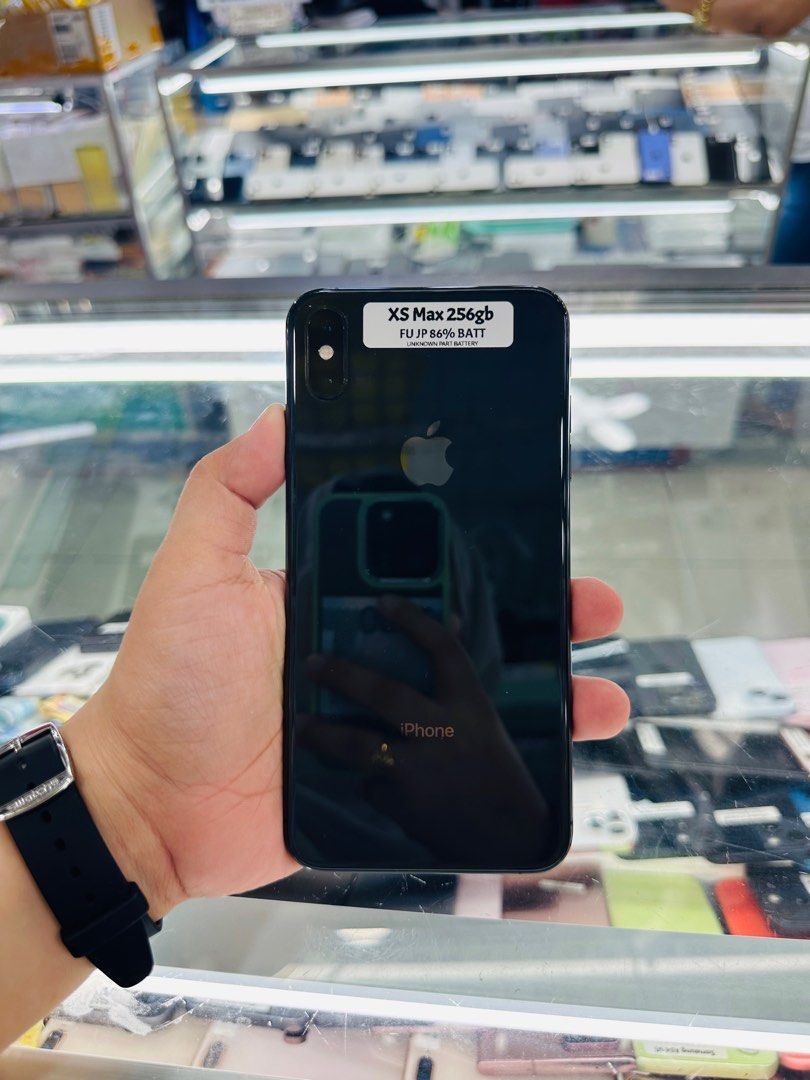 Iphone XS Max 256gb Palit BATT FU (Category: iPhone X Series) located in San Juan City. Submitted by javedsgadgetshop (Listing ID 1332775414, Image 1). Description: OPEN FOR INSTALLMENT VIA CREDIT CARD/GGIVES/SPAY/BILLEASE & SWAP/TRADE-IN! BUY AND SELL! Quick Specs : Iphone XS Max (Palit Batt) •256gb •NTC Variant •Good batt health •Factory Unlock •95% Smoothness •No hidden issue | No Repaired •100% Authentic | Not Refurbished •w/ OEM Charger & st
