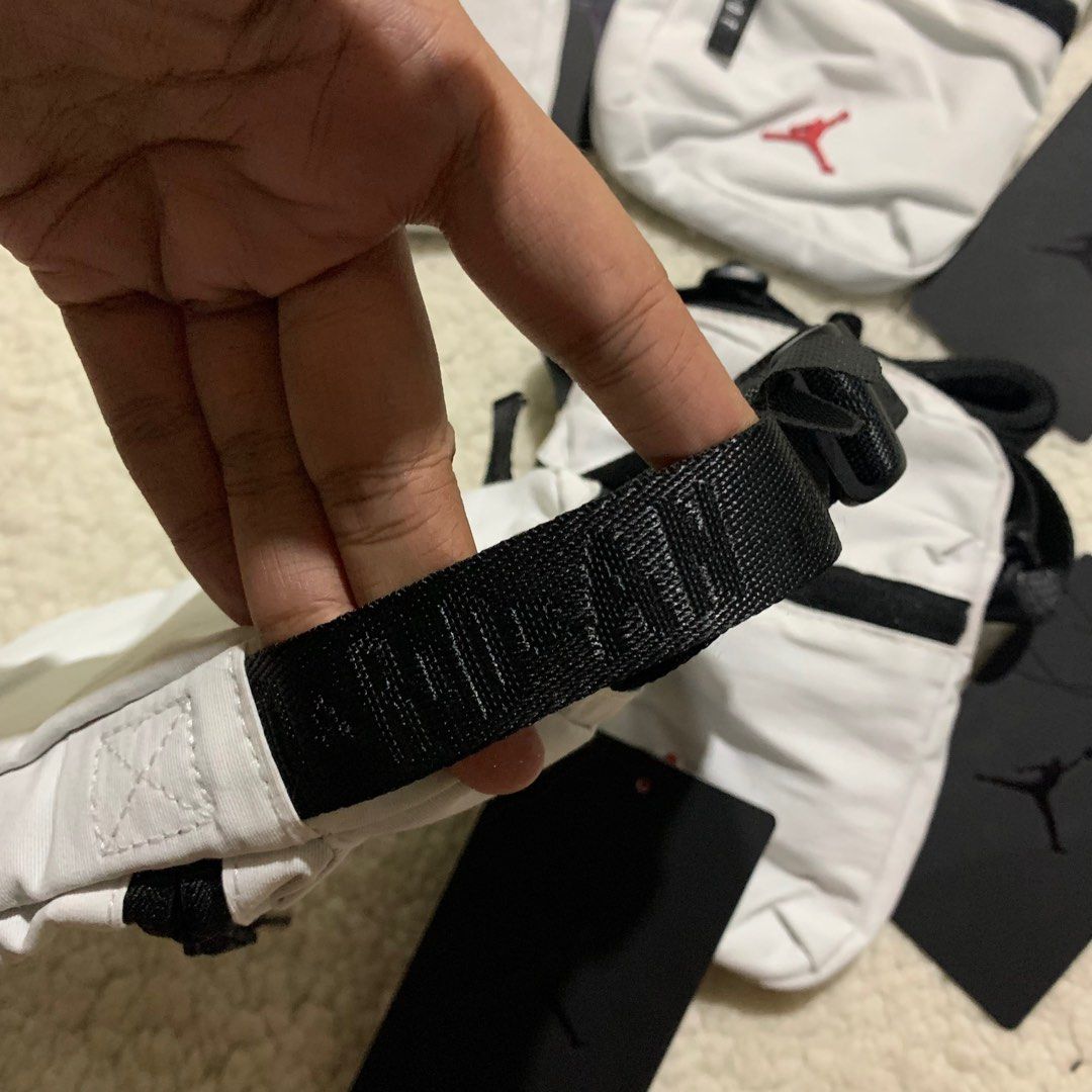 harga sling bag air jordan original
