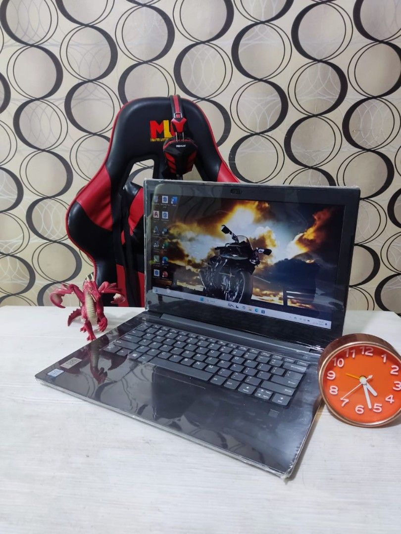 Jual Laptop GENERASI Lenovo Ideapad V330-14IKB 11 Slim SUPER TIPIS  Mulus RAM 12GB SSD+HDD
