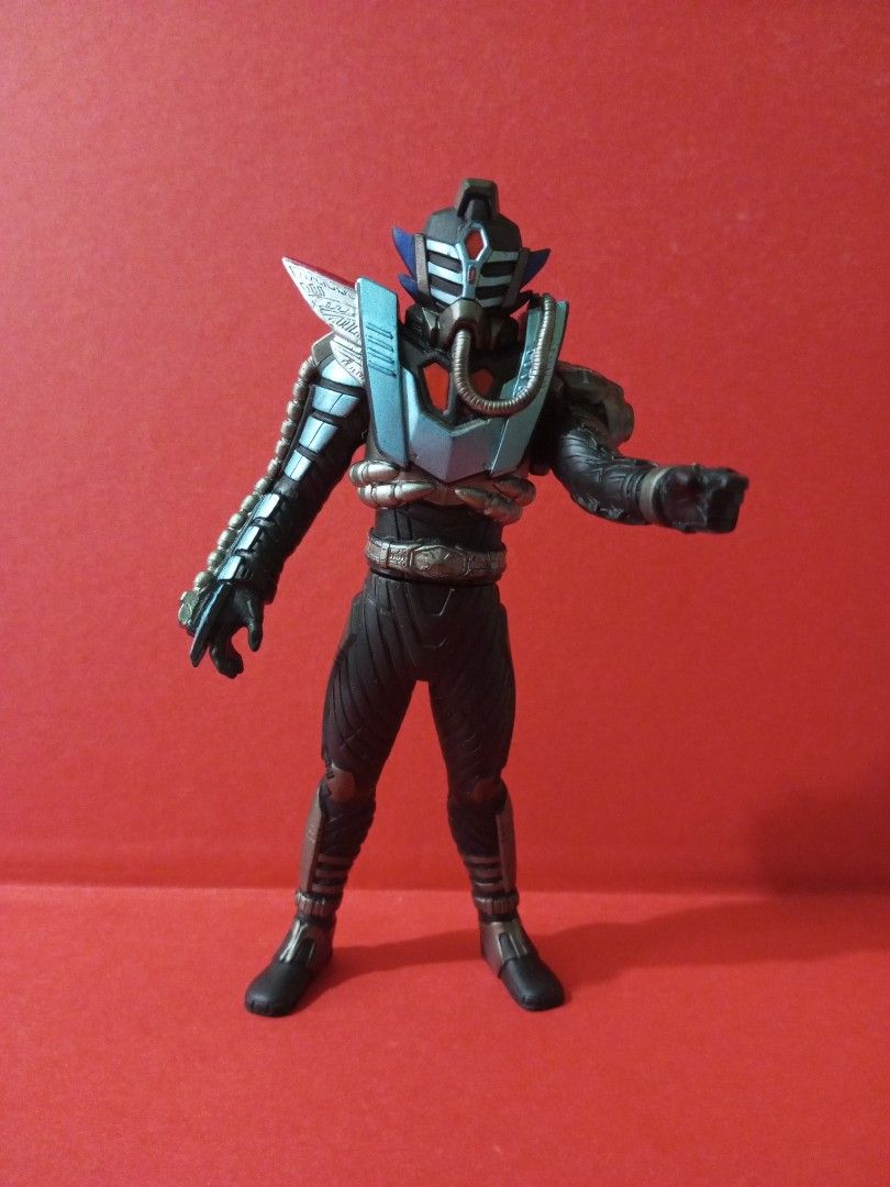 KAMEN RIDER DRAKE VINYL FIGURE 2005 2006, Hobbies & Toys, Toys & Games ...