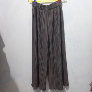 (Kategori: ) berada di . Dikirim oleh berbunga (ID iklan 1332783901, Gambar 1). Deskripsi: .