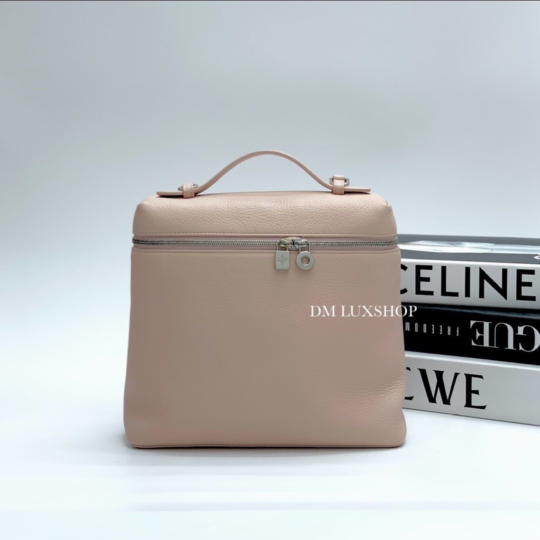 EXTRA POCKET BACKPACK L23.5 IN WHITE CALFSKIN WITH SILVER HARDWARE main image 0