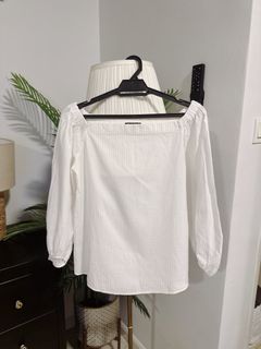 (Category: ) located in . Submitted by reloveourpreloved (Listing ID 1332733115, Image 1). Description: .