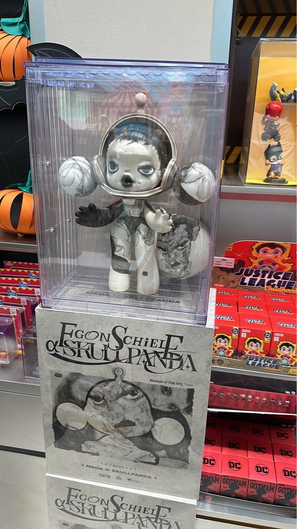 MEGA α SKULLPANDA 400% Egon Schiele, Hobbies & Toys, Toys & Games on  Carousell