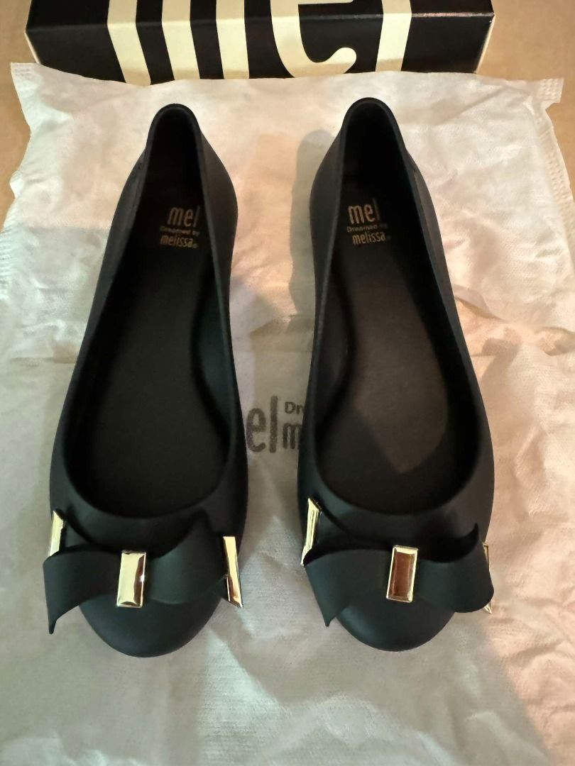 Melissa shoes (Category: Babies & Kids Fashion) located in Pasig City. Submitted by primehouse (Listing ID 1332624269, Image 1). Description: Melissa shoes for Big Girls Size USA 2 (about 7-8 years old) Space Love Black New, never used, comes in original box and dust bag Bought in the US P1,950 only Meetups in Podium or Galleria on weekdays Buyer shoulders Shipping cost.