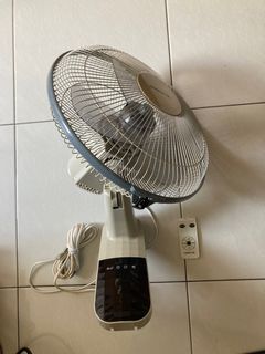 (Category: ) located in . Submitted by ropki14 (Listing ID 1332646823, Image 1). Description: .