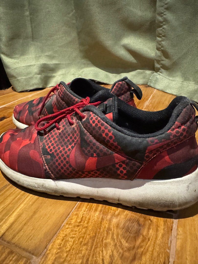 Men's roshe one se camo shoes outlet