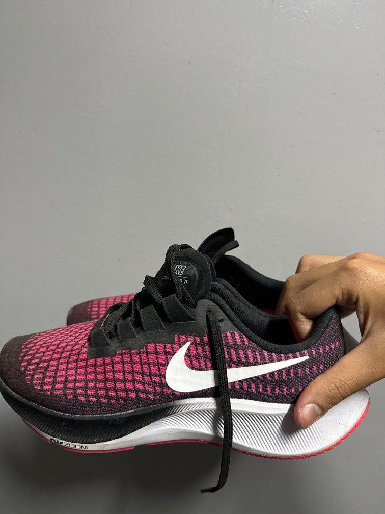 nike pegasus 37 near me