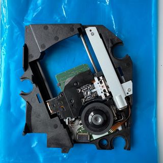 （分類：）位於 。 由 snoozey_k 提交（商品編號 1332641777，圖片 1）。簡介： 。