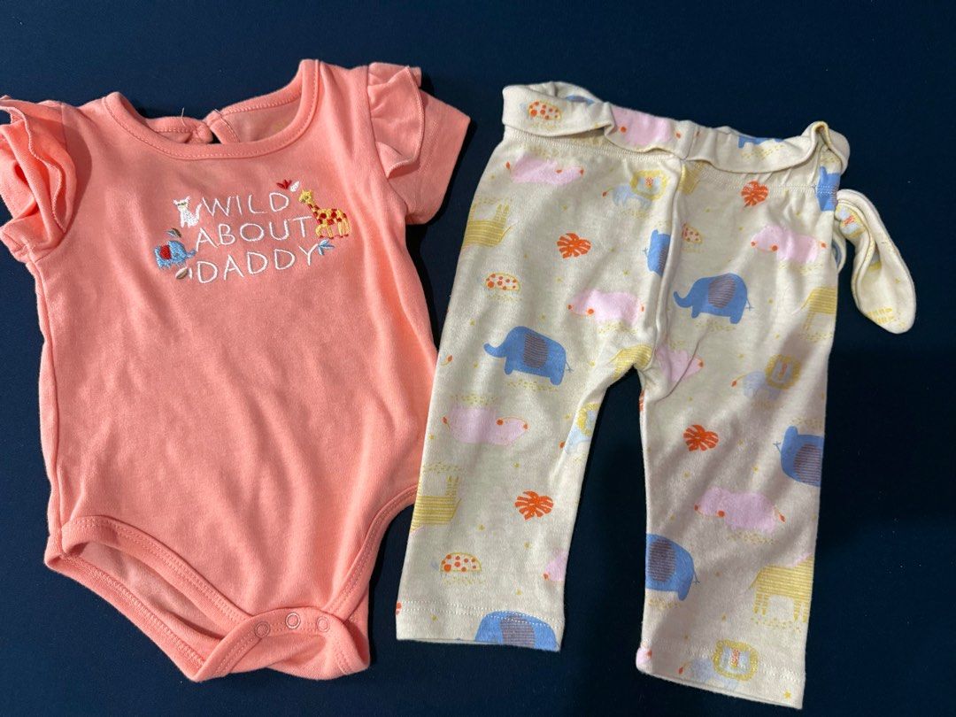 Panglakad Set (Category: Babies & Kids Fashion) located in Las Pinas. Submitted by cadeefly (Listing ID 1332670519, Image 1). Description: -once or twice used only -cutesy outfit -best used for 3 months to 6 months.