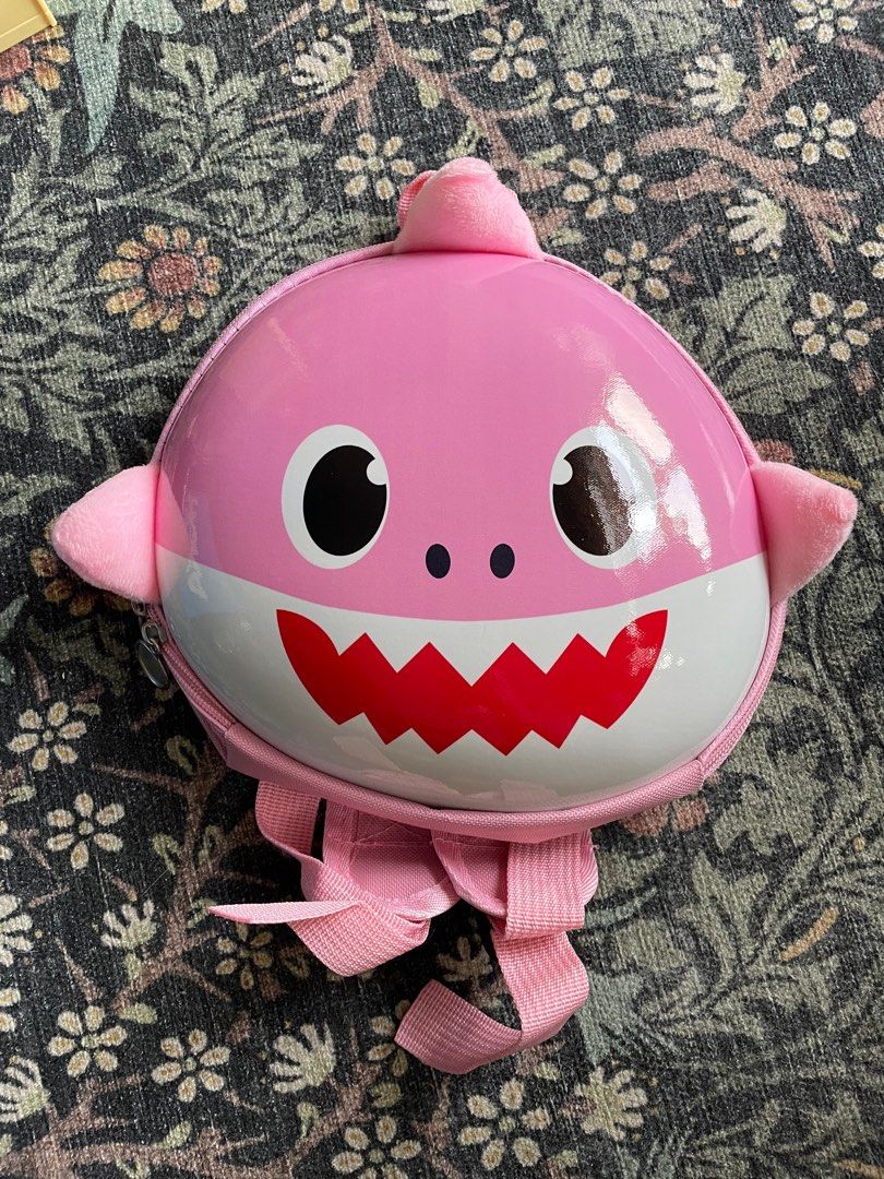 Pink baby shark backpack outlet