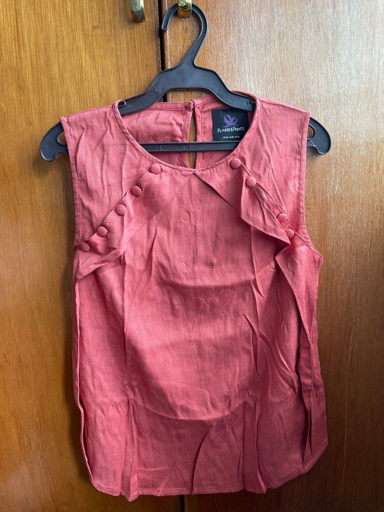 Plain and prints sleeveless (Category: Sleeveless) located in Manila. Submitted by dmdnice (Listing ID 1332682927, Image 1). Description: .