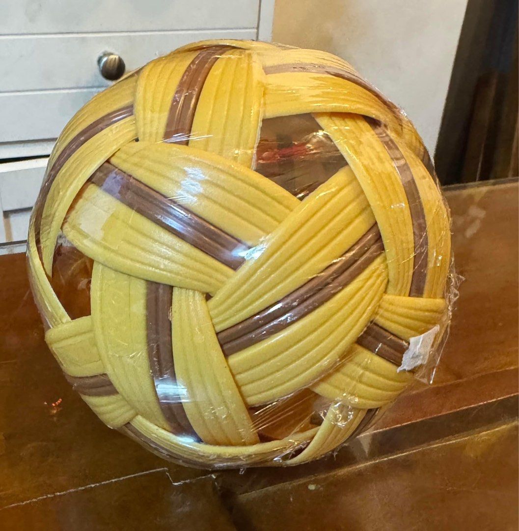 Sepak Takraw (Category: Other Sports Equipment and Supplies) located in Quezon City. Submitted by 030698 (Listing ID 1332623760, Image 1). Description: Sepak Takraw 😊Php 250 each 😊.