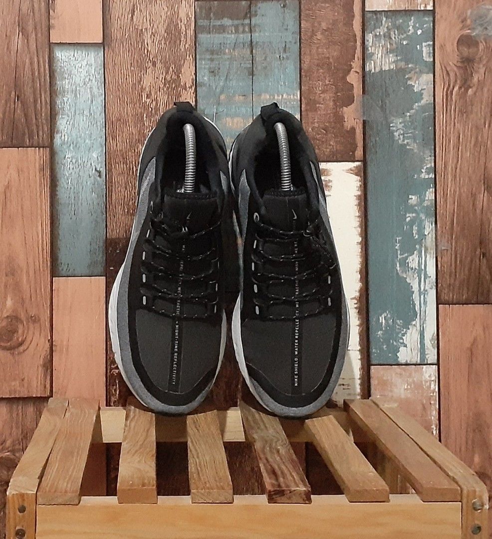 Sepatu nike odyssey best sale