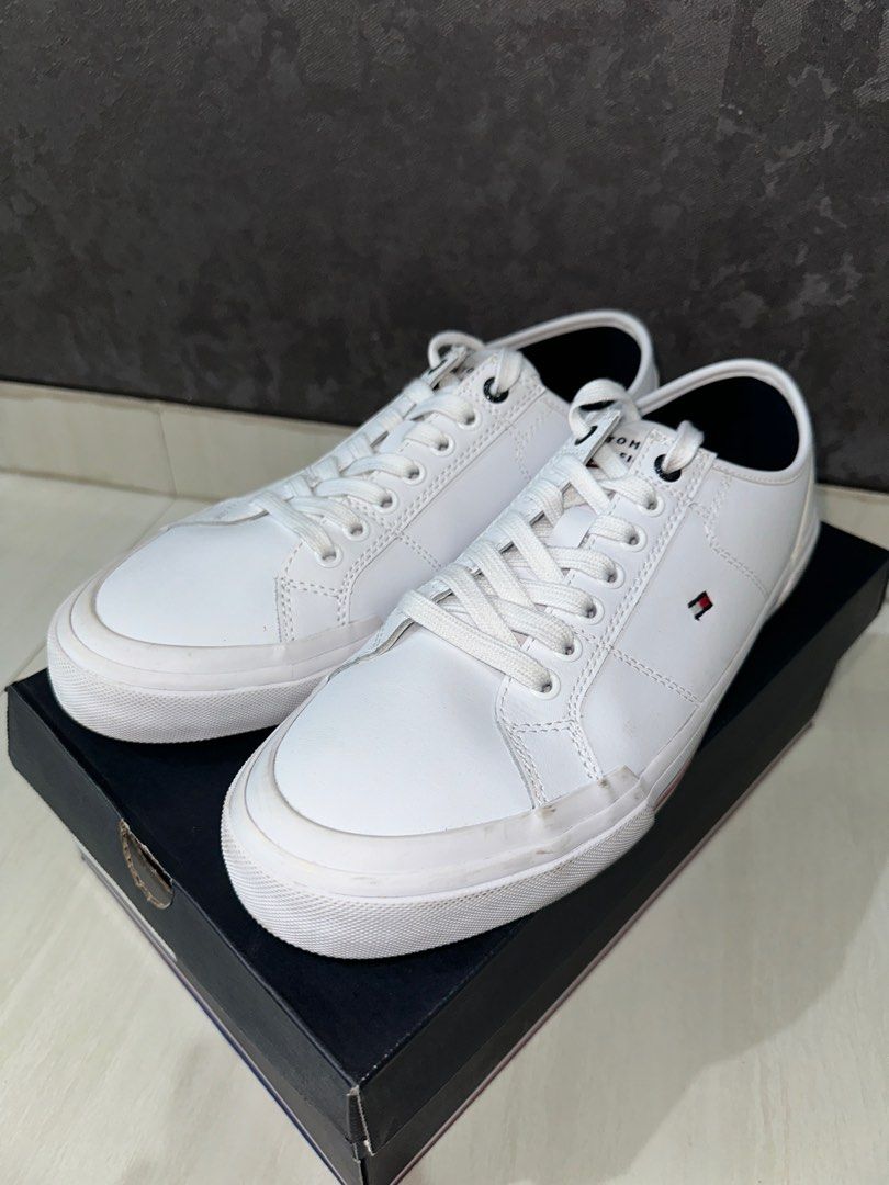Sepatu Tommy Hilfiger Fesyen Pria Sepatu Sneakers di Carousell