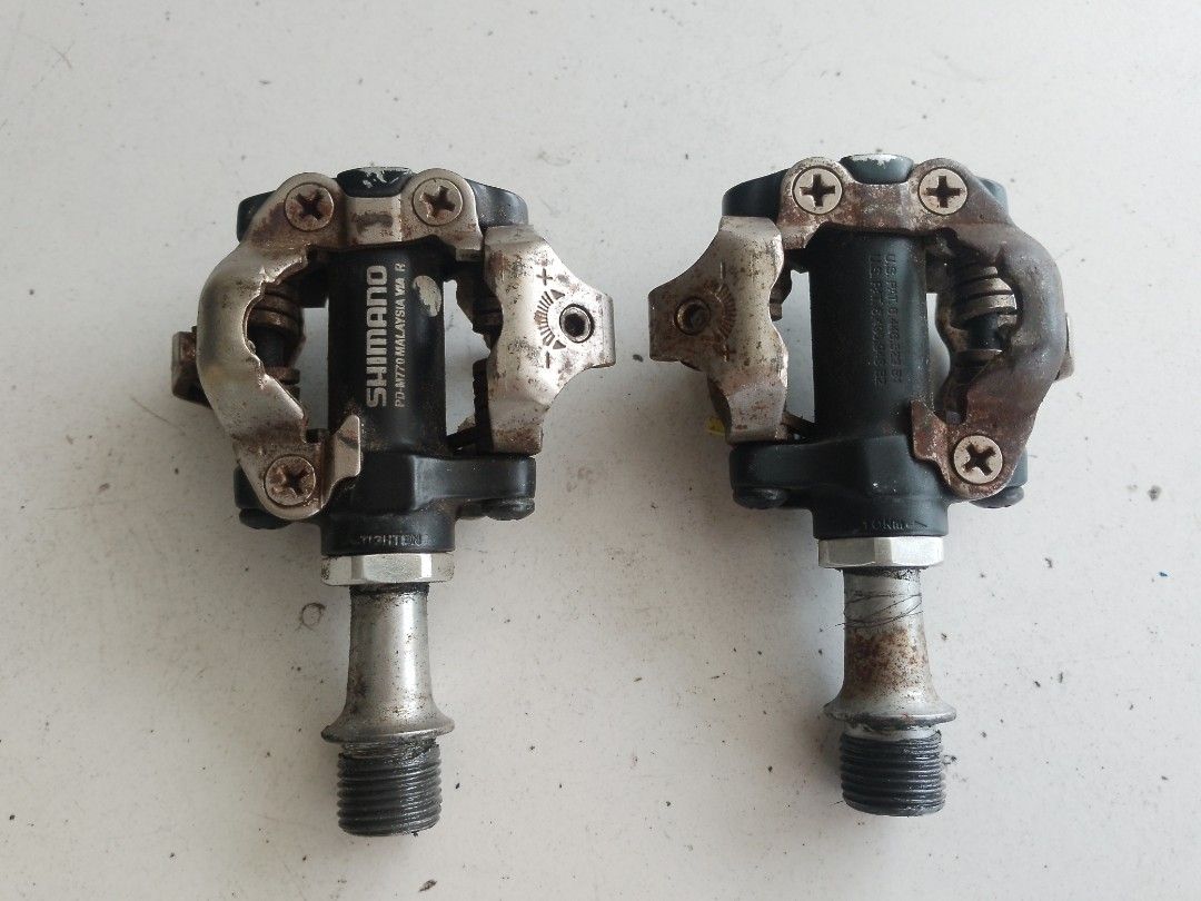 Shimano deore XT cleats pedal (Category: Bicycles) located in Muntinlupa City. Submitted by runbikerun (Listing ID 1332758105, Image 2). Description: 2350 classic deore xt pedal taken off from classic specialized stumpjumper hardtail v brake 26er bike good bearing condition rust and scratches due to use and storage rfs : crank brothers pacific village Alabang meet up.