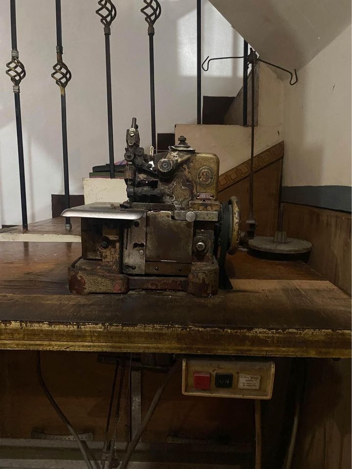 Singer Edging Machine, Furniture & Home Living, Office Furniture ...