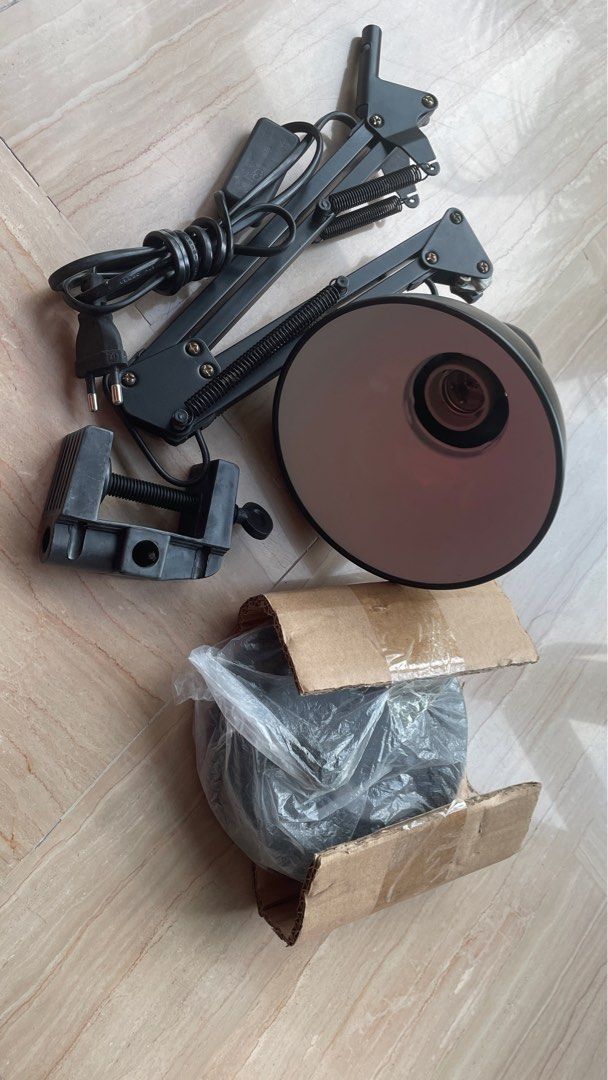 Study lamp (Category: Lighting) located in Singapore. Submitted by jess88s (Listing ID 1332638862, Image 2). Description: Can put on the table or clip with furniture.