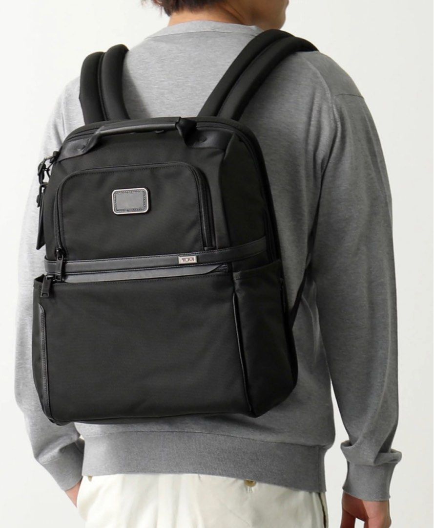 Tumi ALPHA 3 SLIM SOLUTIONS BRIEF (Category: Luxury Bags & Wallets) located in Paranaque City. Submitted by verly_espera (Listing ID 1332733441, Image 2). Description: Available on hand 100% Original 100% Brand New DM if interested .