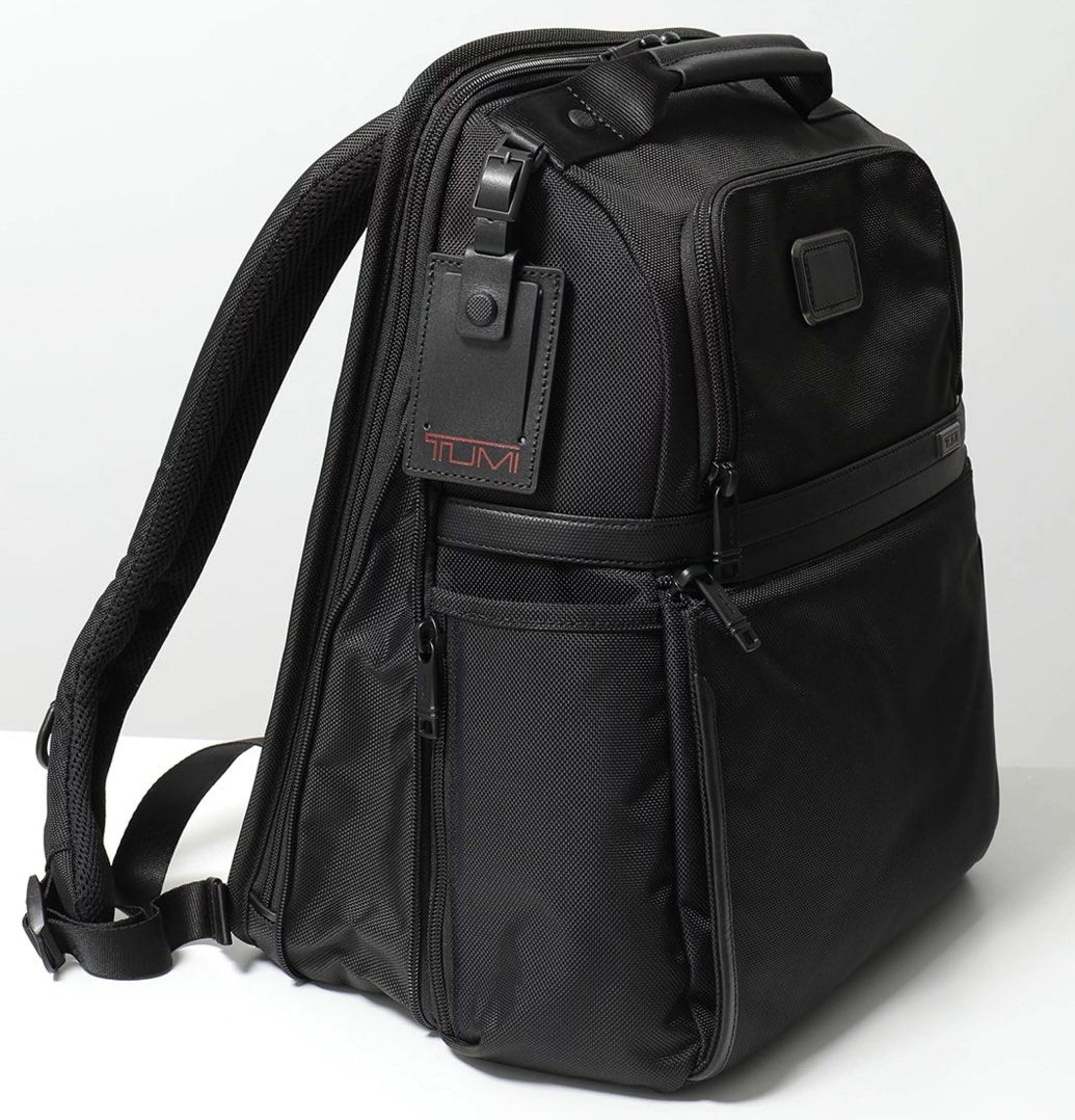 Tumi ALPHA 3 SLIM SOLUTIONS BRIEF (Category: Luxury Bags & Wallets) located in Paranaque City. Submitted by verly_espera (Listing ID 1332733441, Image 3). Description: Available on hand 100% Original 100% Brand New DM if interested .