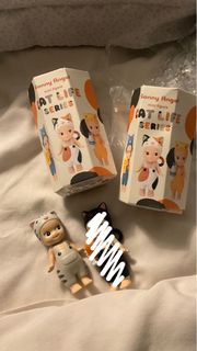 (Category: ) located in . Submitted by hailopuddingg (Listing ID 1332702068, Image 1). Description: .